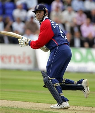 Trescothick running between the wickets