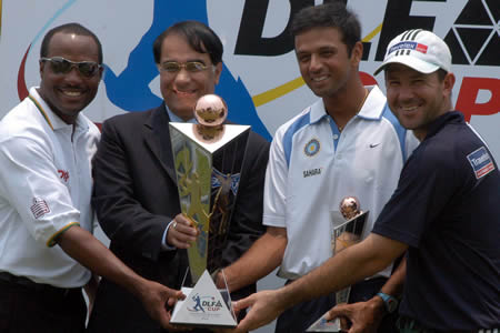 Lara, Dravid and Ponting pose with the DLF Cup