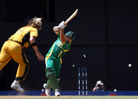 Graeme Smith is bowled by Bracken