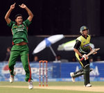 Masrafe Mortaza celebrates the wicket of Younis Khan