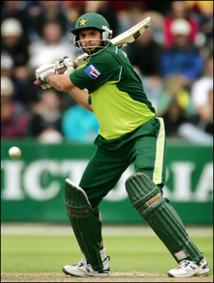 Shahid Afridi in action during his 56 off 26 balls at Hobart