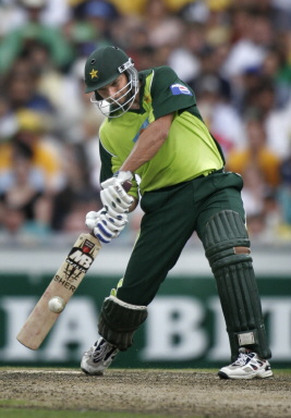 Shahid Afridi belts a ball to the off