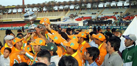 Triumphant Lahore Lions surrounded by fans