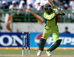 Abdul Razzaq square drives