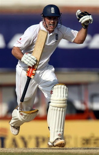 Andrew Strauss celebrates his century against India on day one