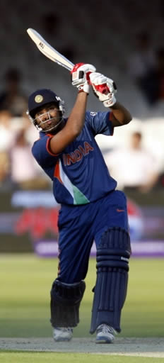 Rohit Sharma hits a six in warm-up match against New Zealand