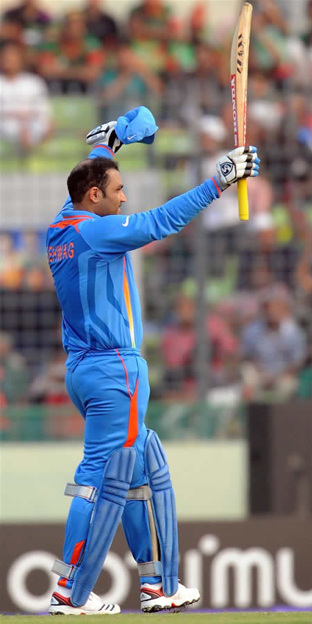 Virender Sehwag celebrates his century