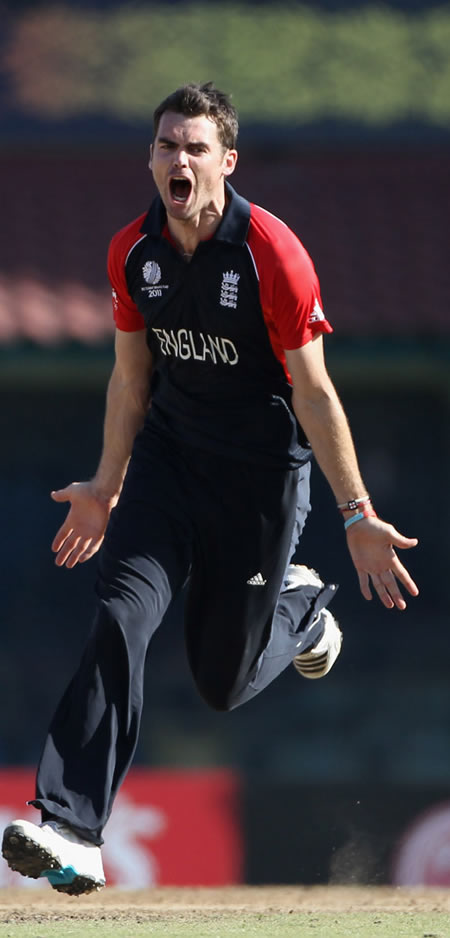 James Anderson celebrates the wicket of Duminy