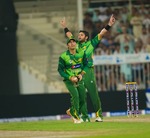 Shahid Afridi celebrates after dismissing Matthew Wade