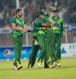 Pakistan players celebrate