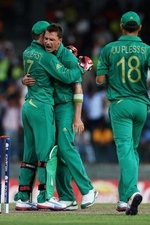 Dale Steyn took three wickets