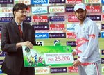 Shoaib Malik guided his side in easy win