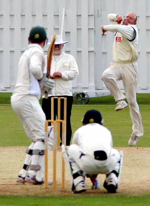 Chris Brown bowling