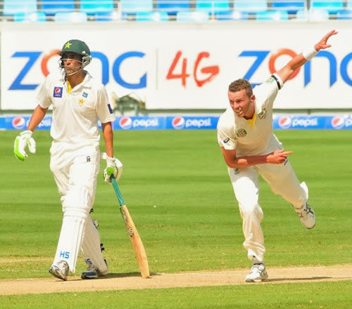 Peter Siddle bowling during the 1st Test