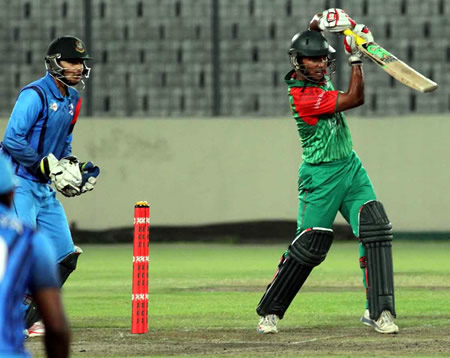 Action at the Bangladesh Cricket League One-Day 2014/15