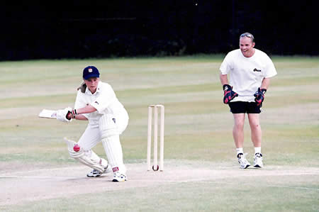 Batting coaching photo of Stephanie Davies