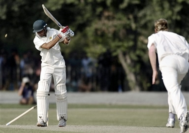 Shahid Yousuf gets bowled by Mathew Hoggard