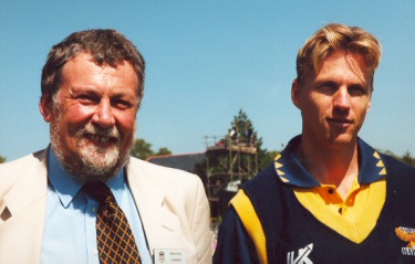 Alan Mullally recieves cap