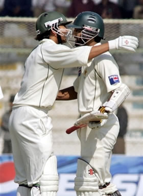 Yousuf hugs Younis