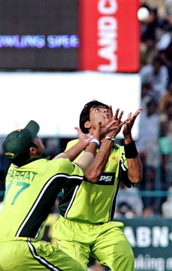 Mohammad Sami takes a catch