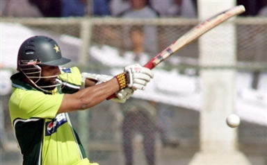 Mohammad Yousuf plays a shot